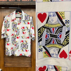 Camisa havaiana vintage da década de 1980, Queen of Hearts, rayon New Wave, gola redonda, roupas vintage dos anos 80
