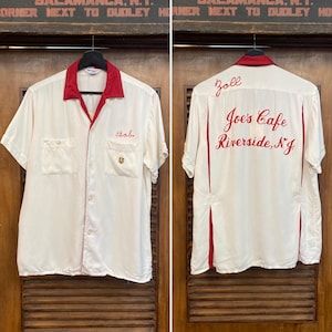 Camisa vintage de los años 50 de Joe's Cafe, de gabardina de rayón, estilo rockabilly, bordada, con cuello de lazo.