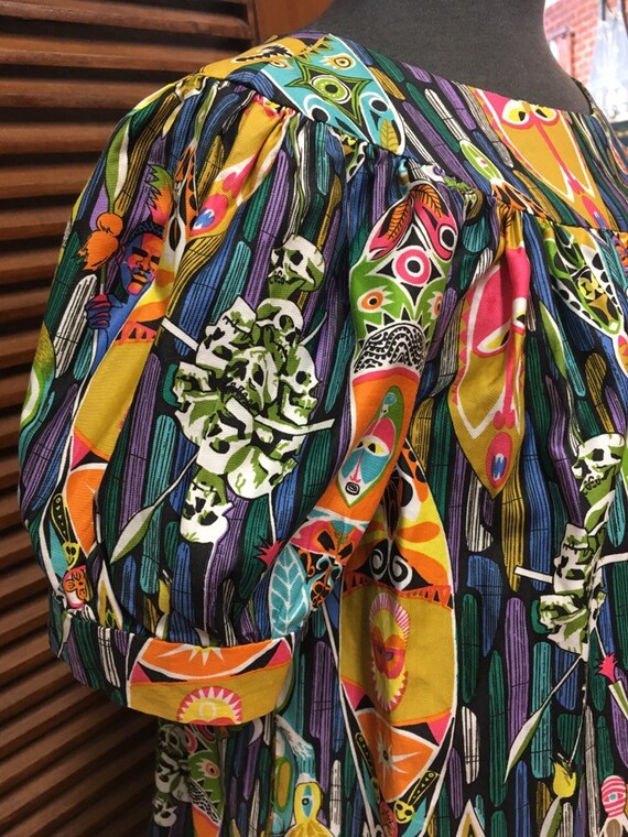 vintage tiki dress 1950s Royal Hawaiian Of Honolulu Brown Silk Pineapple Medium softly gathered skirt 1970s Green Hawaiian Barkcloth Maxi