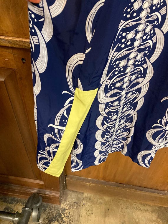 Vintage 1940’s Original Vertical Floral Rayon Pak… - image 5