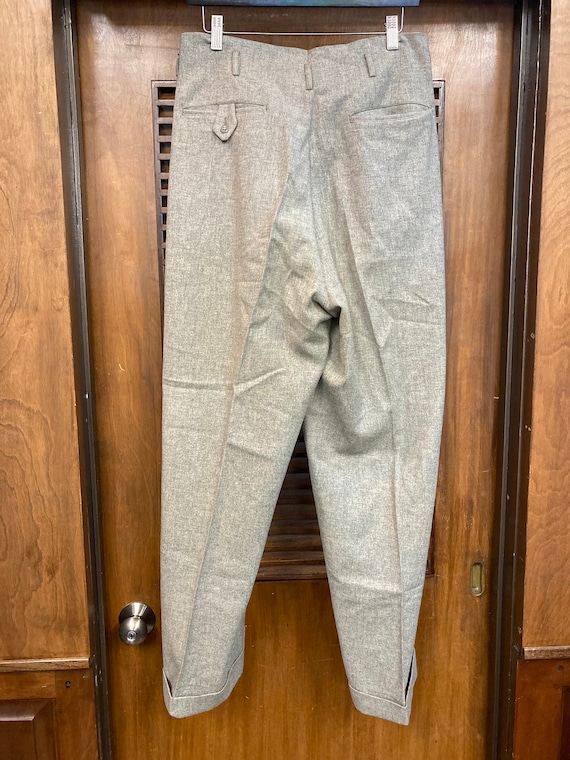 Vintage 1950's Peak Lapel Grey Wool Elvis 4 Patch Pocket Vintage 1950's Peak Lapel Grey Wool Elvis 4 Patch Pocket