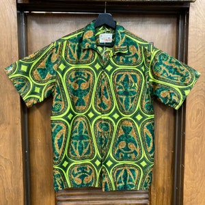 Vintage 1960s Size L Tiki Mod Pop Art Cotton Tropical Hawaiian Shirt, 60s Vintage Clothing image 2