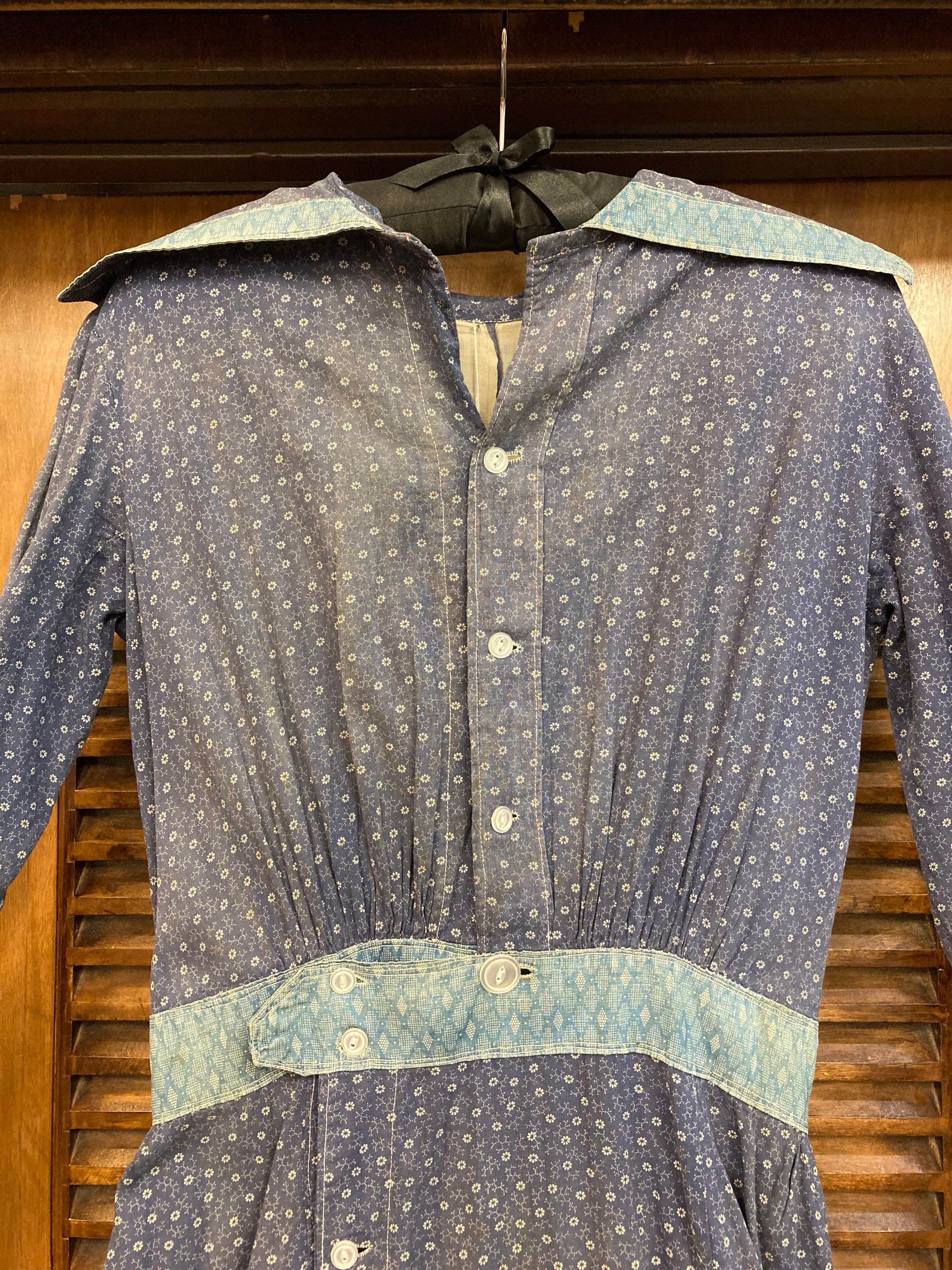 Vintage 1900's Blue Calico Prairie Workwear Cotton Rare Vintage 1900's Blue Calico Prairie Workwear Cotton Rare