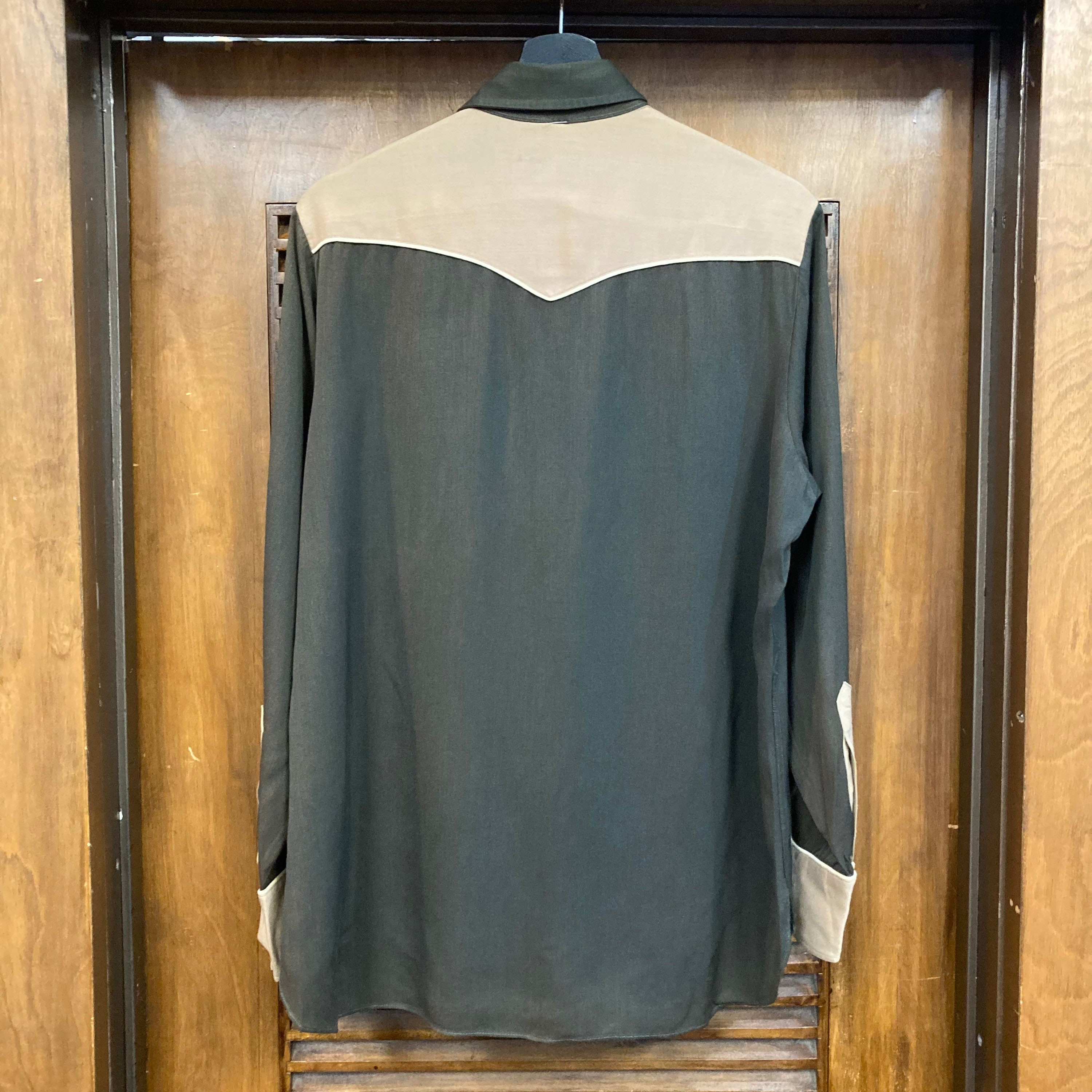 【VTG 】1950年代 ハードプラスチック ウエスタンカウボーイ ブルーシャツ VTG 】1950年代 ハードプラスチック ウエスタンカウボーイ