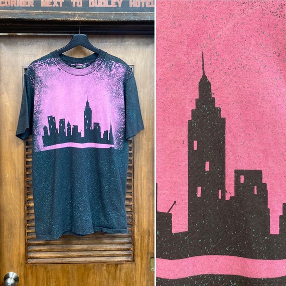 Vintage 1990’s Black x Pink City Skyline Art Tee … - image 1