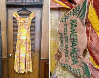 Vintage 1940’s Kamehameha Silky Rayon Holo Muu Hawaiian Dress, Tiki Dress, Hawaiian, Kamehameha, Tropical Dress, 1940s, Rare, Hostess Dress