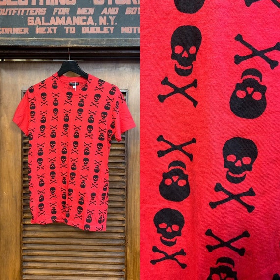 Vintage 1980's Red and Black Skull & Crossbones T… - image 1