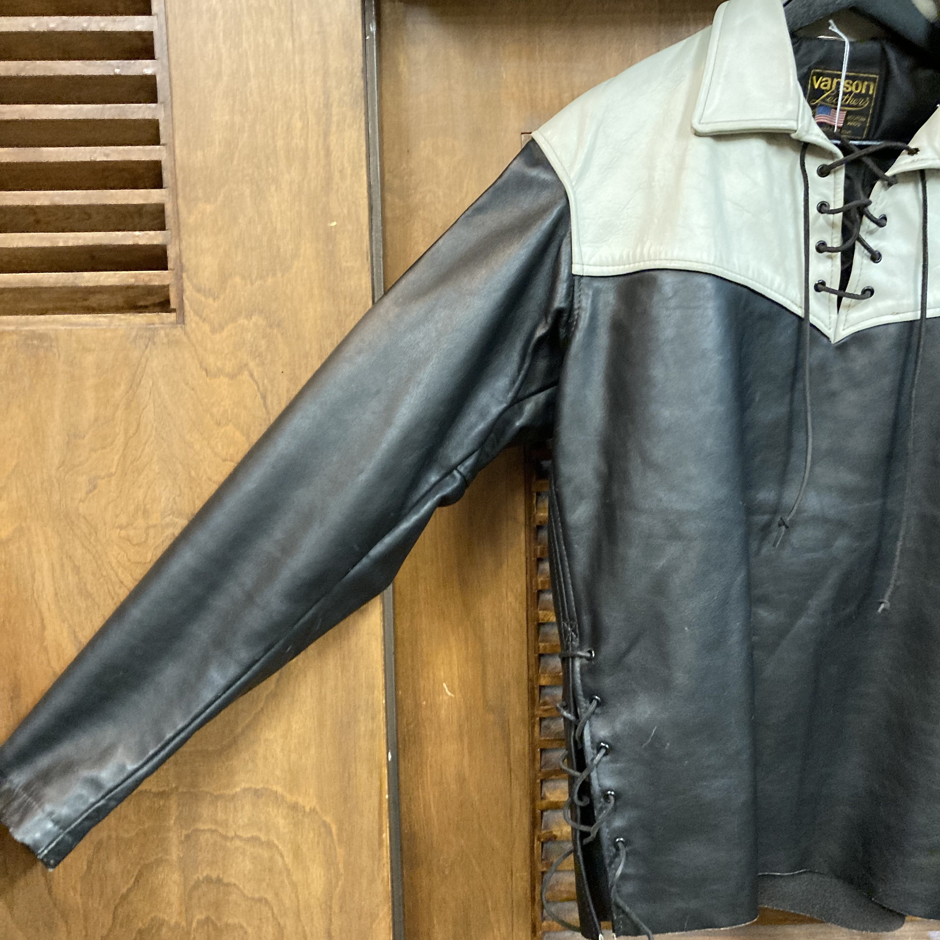 Vintage 1980's “vanson” 2-tone Motorcycle MC Lace-up Vintage 1980's “vanson” 2-tone Motorcycle MC Lace-up