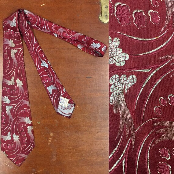 Vintage 1930’s, Hollyvogue, Macro Paisley Design