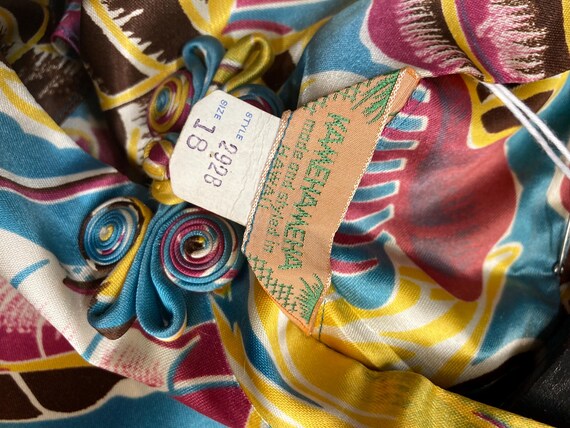 Vintage 1940’s Original “Kamehameha” Sateen Fabri… - image 4