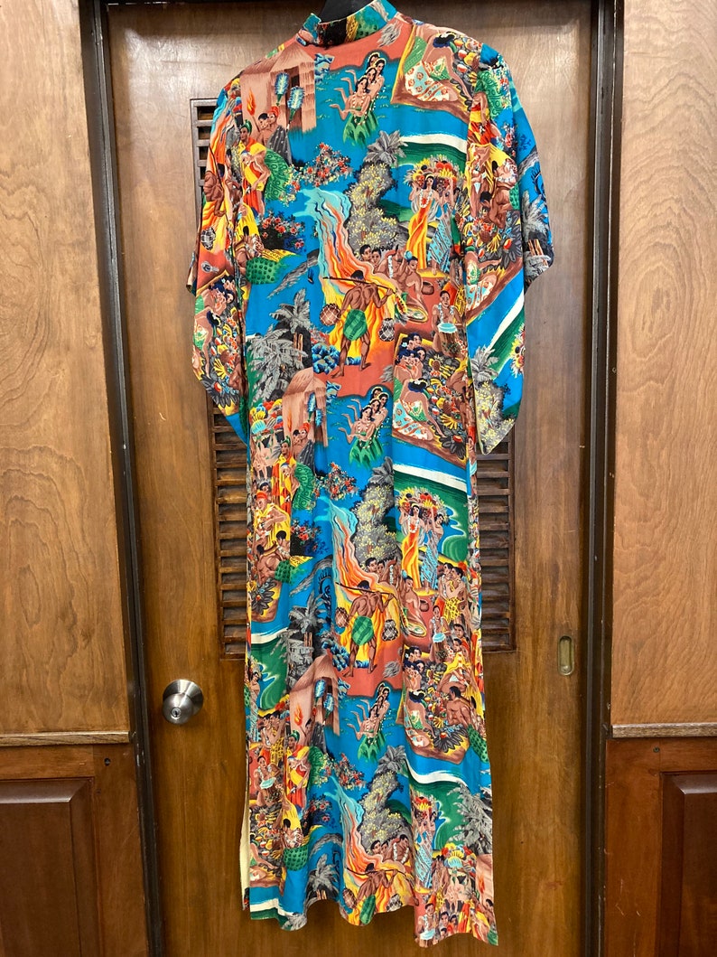 Vintage 1950s Iolani Eugene Savage Pake Muu Batwing Hawaiian Dress, Vintage Pake Muu, 1950s Hawaiian Dress, Tiki Dress, Batwing Sleeve image 8