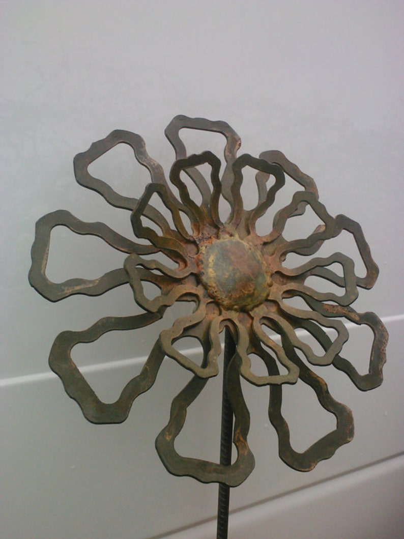 Large Metal Flower Yard Art Garden Outdoor Patio Sculpture Etsy