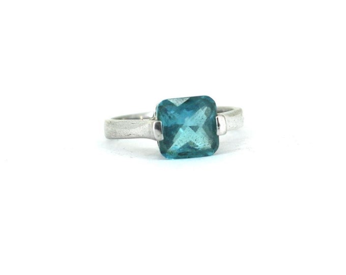 Vintage Aqua Blue Color Square  Crystal Design Cocktail Ring 925 Sterling Silver RG2098