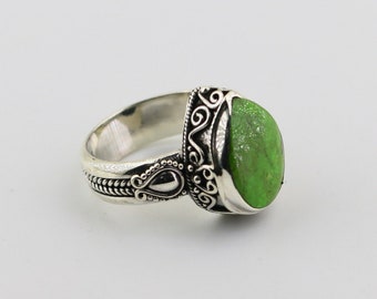 Vintage Size 7.25 Rare Sarda Mojave Lime Green Turquoise Stone Beautiful Detailed Design Ring 925 Sterling Silver Size 7.25 RG 4226N
