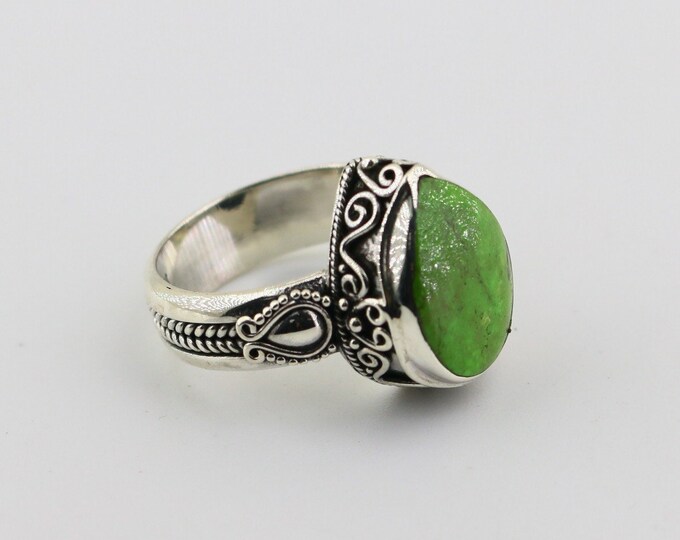 Vintage Size 7.25 Rare Sarda Mojave Lime Green Turquoise Stone Beautiful Detailed Design Ring 925 Sterling Silver Size 7.25 RG 4226N