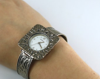 Vintage Artiny Japan Movement Water Resistant Israel Style Hammered Watch 925 Sterling Silver OT 311