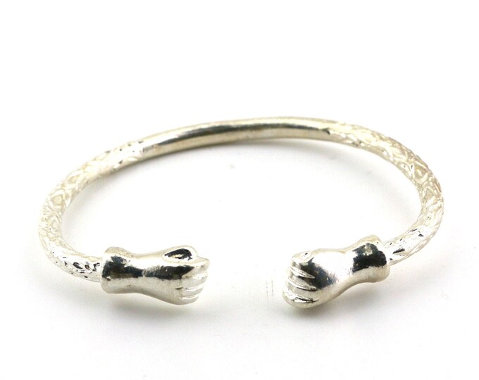 Vintage West Indian Fighting Fists Thick Cuff Bracelet 925 Sterling Silver Br 78R