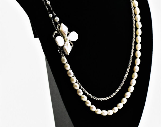 Vintage Necklace | White Pearl Stone Necklace | Floral Design Pendant | White Chrystal Necklace | Silver 925 Sterling Necklace | NC 2075F