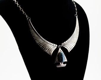 Vintage Ethnic Navajo Blue Oval Turquoise Stone on Arrowhead & Wings Design Pendant Chain Necklace 925 Sterling Silver NC 720Q