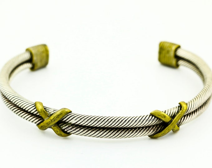 Vintage Two Tone Twisted XX Design Beautiful Cuff Bracelet 925 Sterling Silver BR 3810Q