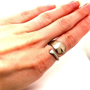 Vintage Size 6.5 Floral Etched Spiral Pattern Overlap Design Ring | 925 Sterling  RG 1230R