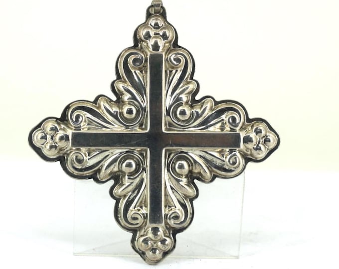 Vintage 1983 Reed and Barton Christmas Cross  Ornament 925 Sterling Silver PD 384