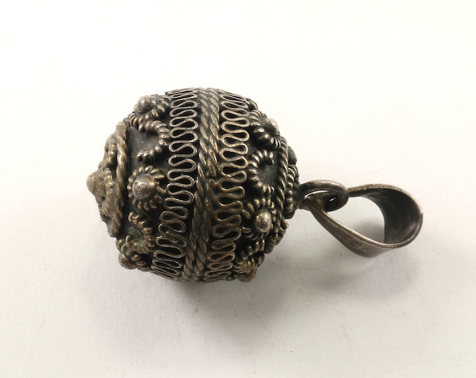 Vintage Mexico Bali Design Pendant 925 Sterling Silver PD 1424