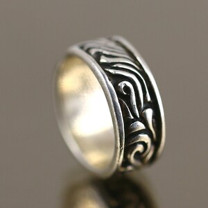 Vintage Size 7.25 Antique Scroll Wave Swirl Pattern Design Band Ring 925 Sterling Silver RG 1999
