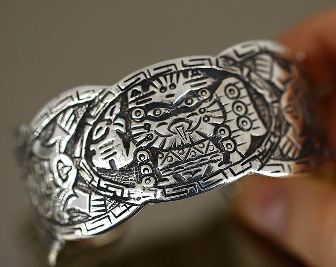 Vintage Antique Welsch Peru Peruvian Tribal Aztec Pattern Design Cuff Bracelet 925 Sterling Silver BR 3652