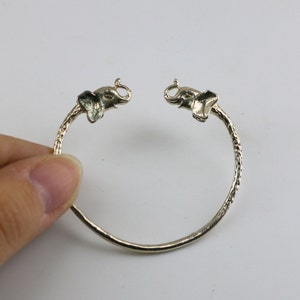 Vintage Small Tiny Baby West Indian Shiny Etched Royal Animal Elephant Ends Design Bangle Bracelet 925 Sterling BR 3845