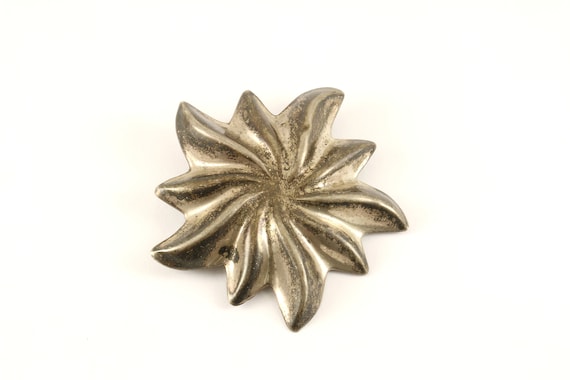 Vintage Silver Large Flower Star Design Pin/Brooc… - image 1