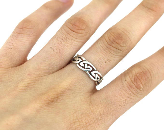 Vintage Size 7 in Cetlic Eternity Band Ring 925 Sterling Silver RG 4767