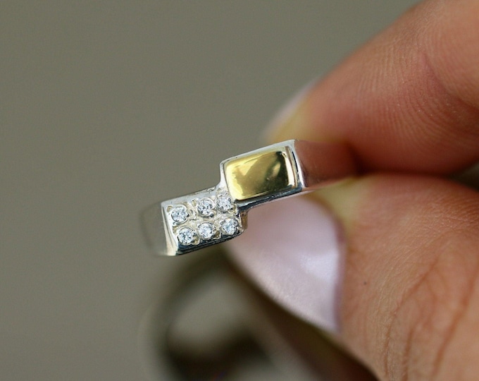 Vintage 10k Gold Sparkling Crystals CZ Signet Design Ring 925 Sterling Size 6.5 RG 3583