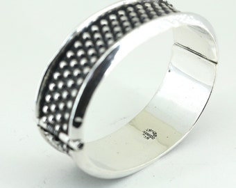 Vintage Mexico Beaded Oval Hinged Design Bangle Bracelet 925 Sterling BR 2587