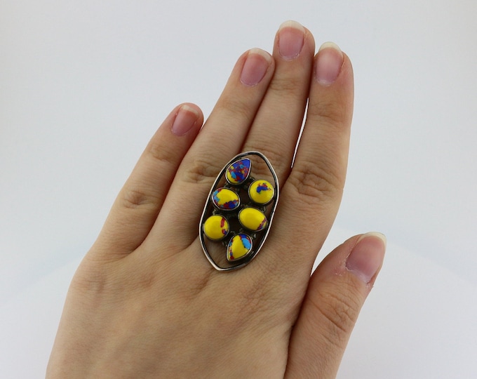 Vintage Size 6.5 Navajo Yellow Stone With Blue and Red Dots Southwestern Design Beaded Ring 925 Sterling Silver RG 1780S