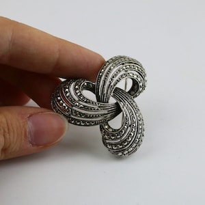 Vintage Shiny Scroll Three Sides Knots Marcasite Stones Brooch Sterling Silver 925 BB 242