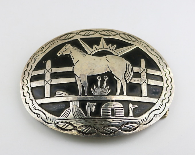 Vintage Beautiful Large Jean Dixon Navajo Horse Ethnic Tribal Design Belt Buckle 925 Sterling OT 363