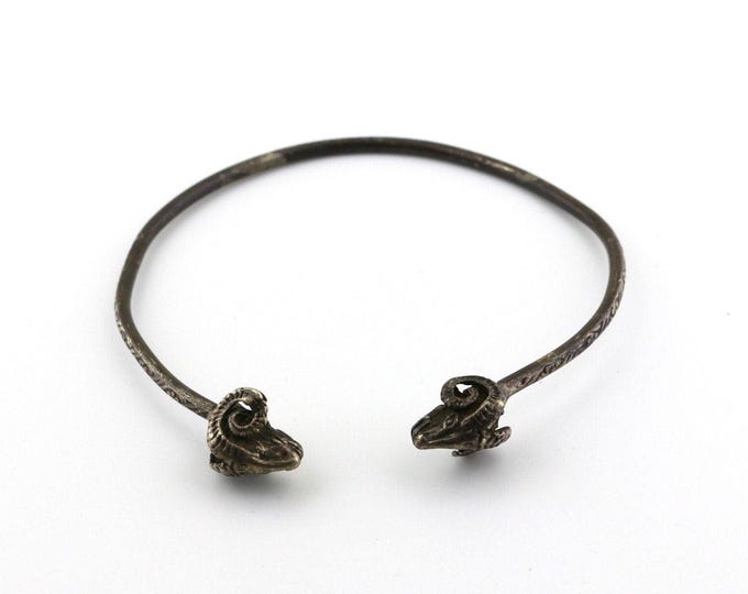 Vintage West Indian Pointed Ends Ram Sheep Mutton Head Aries Zodiac Sign Extra Large Thin Design Bracelet  925 Sterling Silver BR 1668M