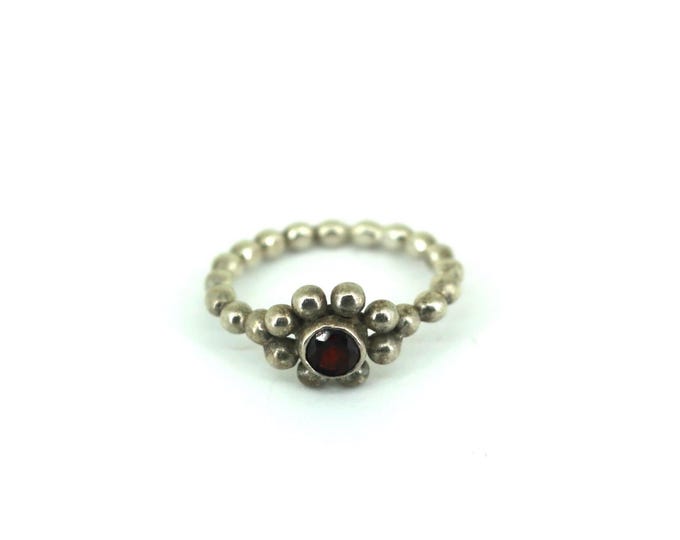 Vintage Size 8.25 Boho Style Red Garnet Crystal Design Ring 925 Sterling Silver RG 4278