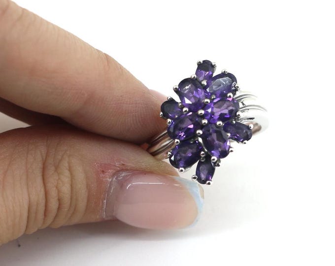 Vintage Size 8 Purple Amethyst Crystals Flower Shape Design Ring 925 Sterling Silver RG 4583