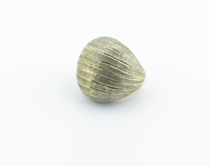 Vintage Size 7.75 Massive Round Wavy Design Gold Plated Statement Ring Sterling 925 Silver RG 4173Q