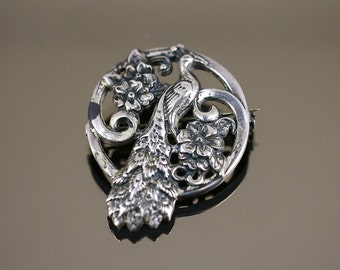 ヴィンテージ ラグジュアリー スター スワール シェイプ ブローチ 935