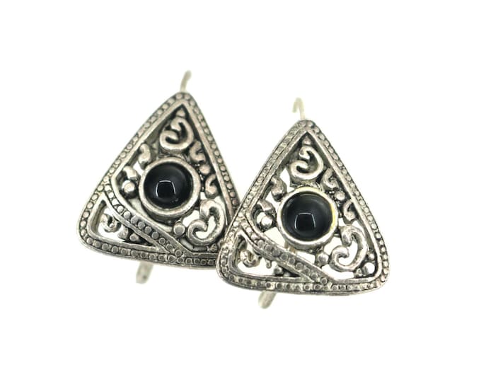 Vintage Filigree Black Onyx  Triangle Lever Back Earrings 925 Sterling Silver ER 864