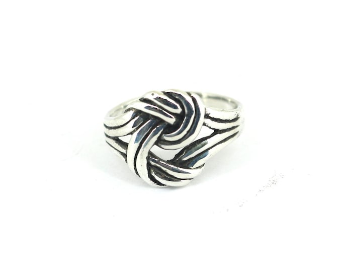 Vintage Size 9.25 Gorgeous Love Knot Ring 925 Sterling RG 4718