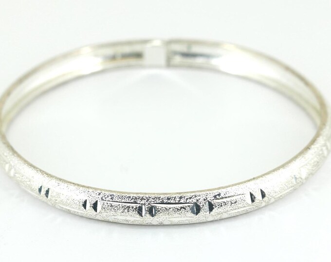 Vintage Diamond Cut Star Design Round Bangle Bracelet 925 Sterling BR 927