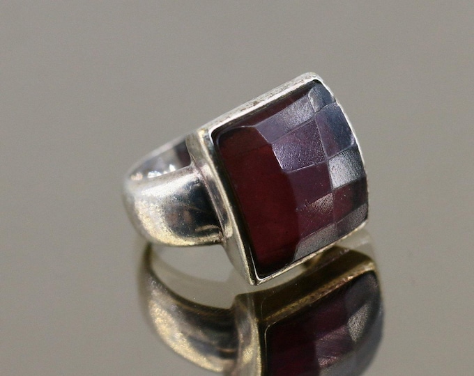 Vintage Red Square Crystal Plain Simple Design Ring (925) Sterling Silver Size 7 RG 4453a