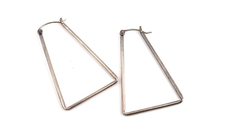 Vintage Beautiful Rectangle Geometric Design Hoop Earrings 925 Sterling ER 1393