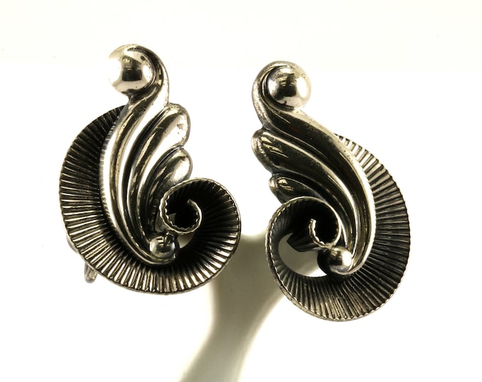 Vintage Danecraft Scroll Design Screw Back Earrings Sterling Silver ER 861-E
