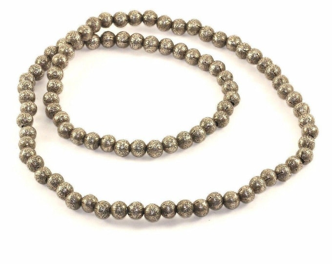 Vintage 25 Inch Southwestern Beads Beaded Scroll Engraving Necklace  Nc 726
