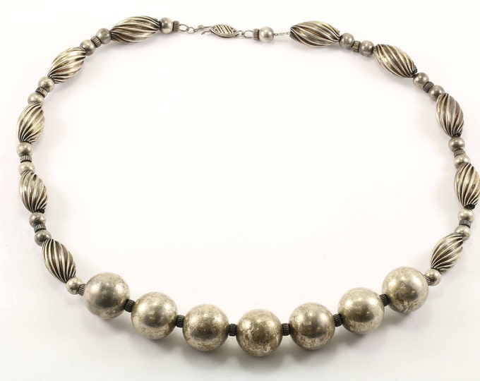 Vintage 18 Inch Bead Beaded Design Necklace 925 Sterling NC 291-E